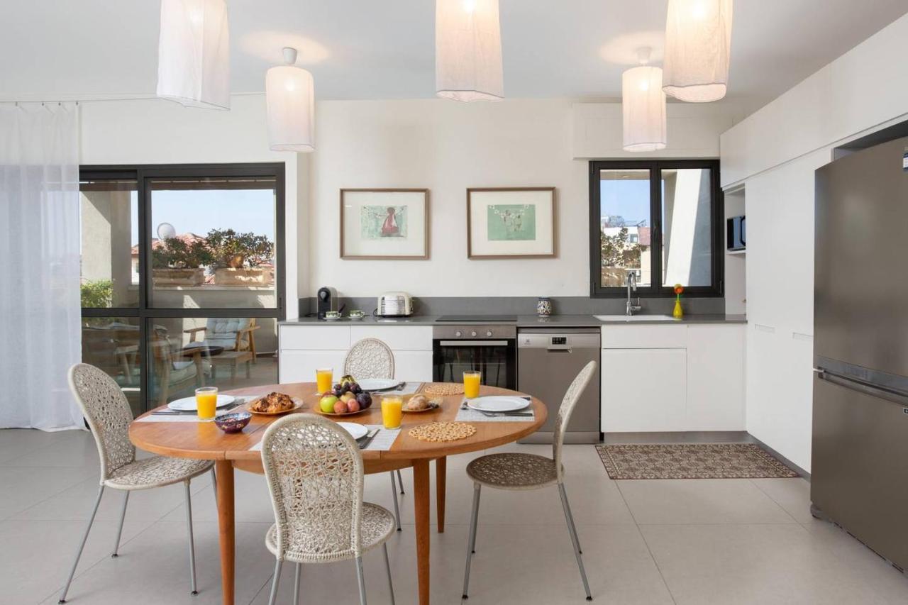Apartment Sophisticated 3br Penthouse In Jaffa's Market